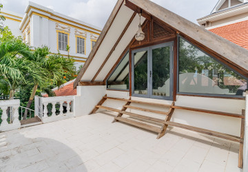 3 Bedroom Villa For Sale - Chakto Mukh, Phnom Penh thumbnail