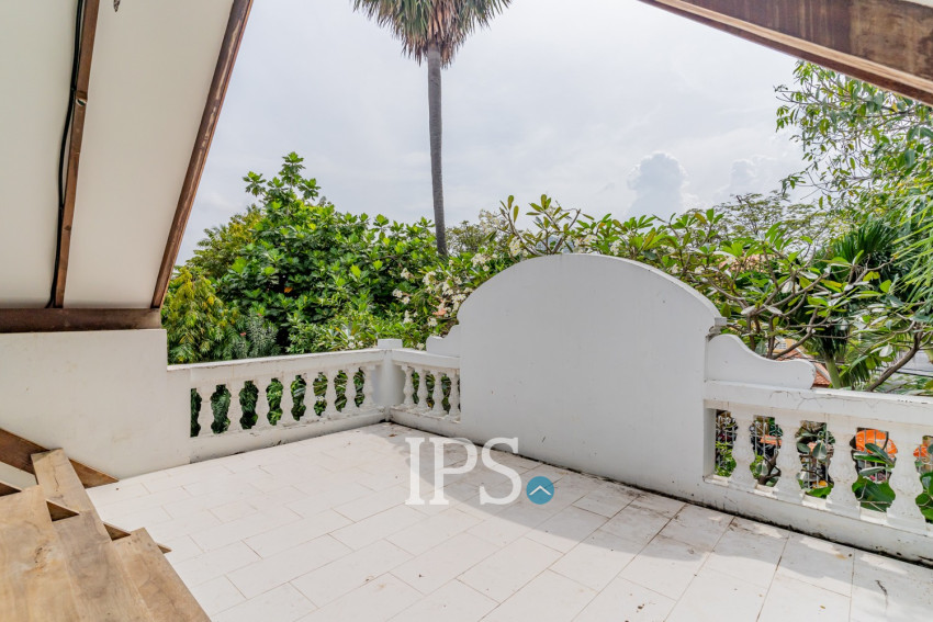 3 Bedroom Villa For Sale - Chakto Mukh, Phnom Penh