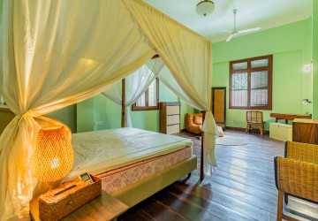3 Bedroom Villa For Sale - Chakto Mukh, Phnom Penh thumbnail