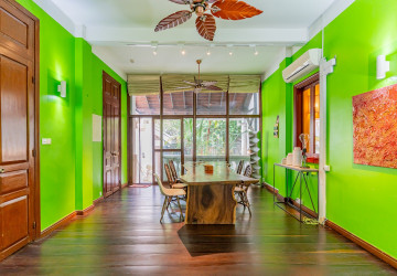 3 Bedroom Villa For Sale - Chakto Mukh, Phnom Penh thumbnail