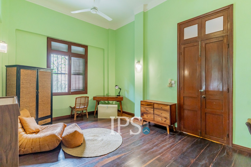 3 Bedroom Villa For Sale - Chakto Mukh, Phnom Penh