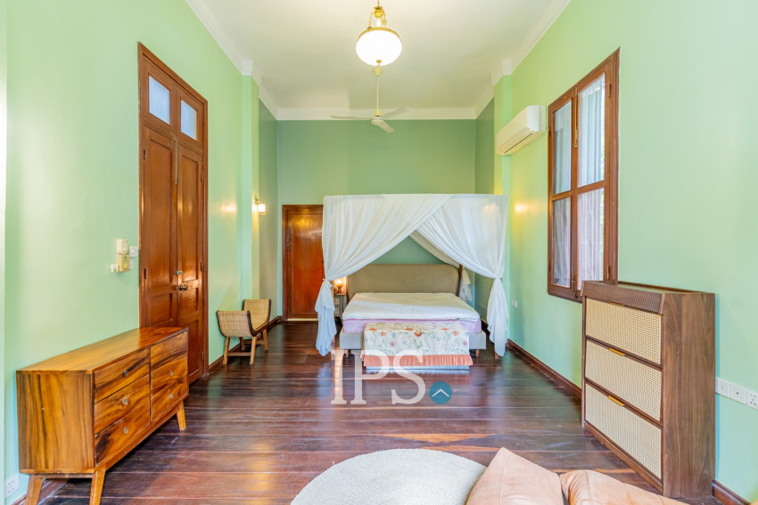 3 Bedroom Villa For Sale - Chakto Mukh, Phnom Penh