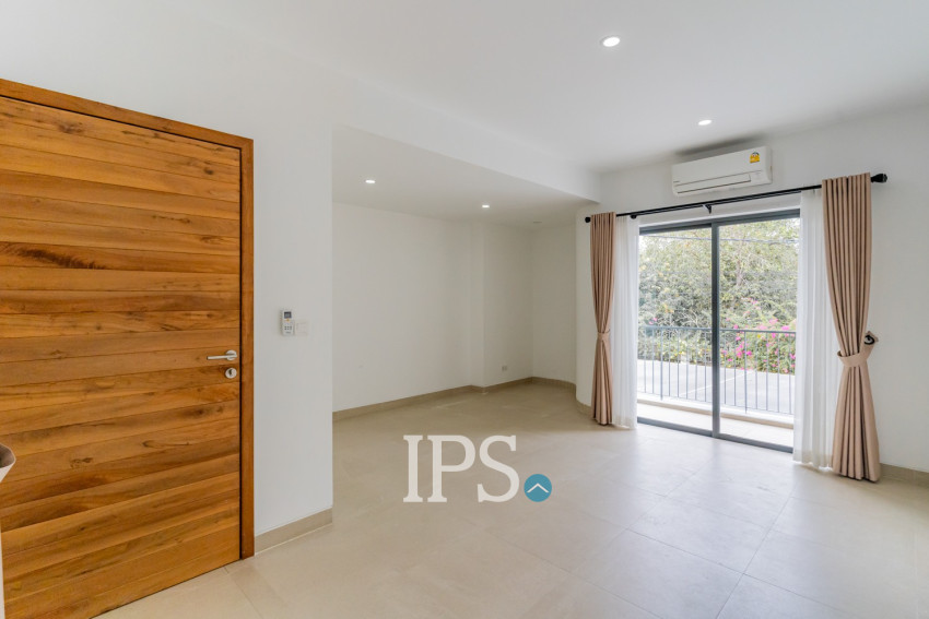 Luxury 4 Bedroom Link House For Rent - Veal Sbov, Phnom Penh