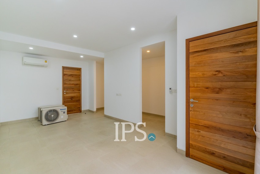 Luxury 4 Bedroom Link House For Rent - Veal Sbov, Phnom Penh
