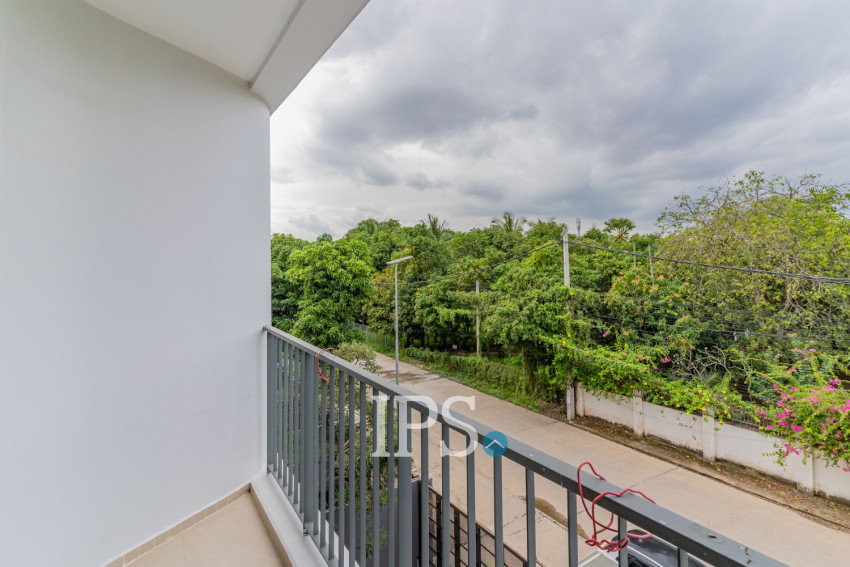 Luxury 4 Bedroom Link House For Rent - Veal Sbov, Phnom Penh