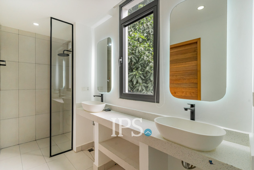 Luxury 4 Bedroom Link House For Rent - Veal Sbov, Phnom Penh