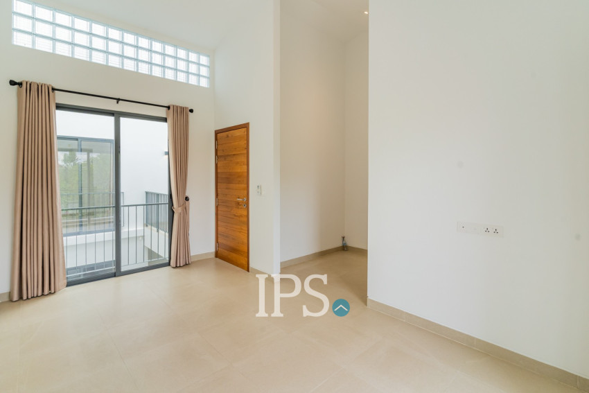 Luxury 4 Bedroom Link House For Rent - Veal Sbov, Phnom Penh
