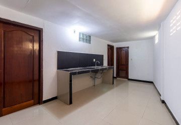 4 Bedroom House For Rent - Svay Dangkum, Siem Reap thumbnail