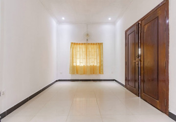4 Bedroom House For Rent - Svay Dangkum, Siem Reap thumbnail