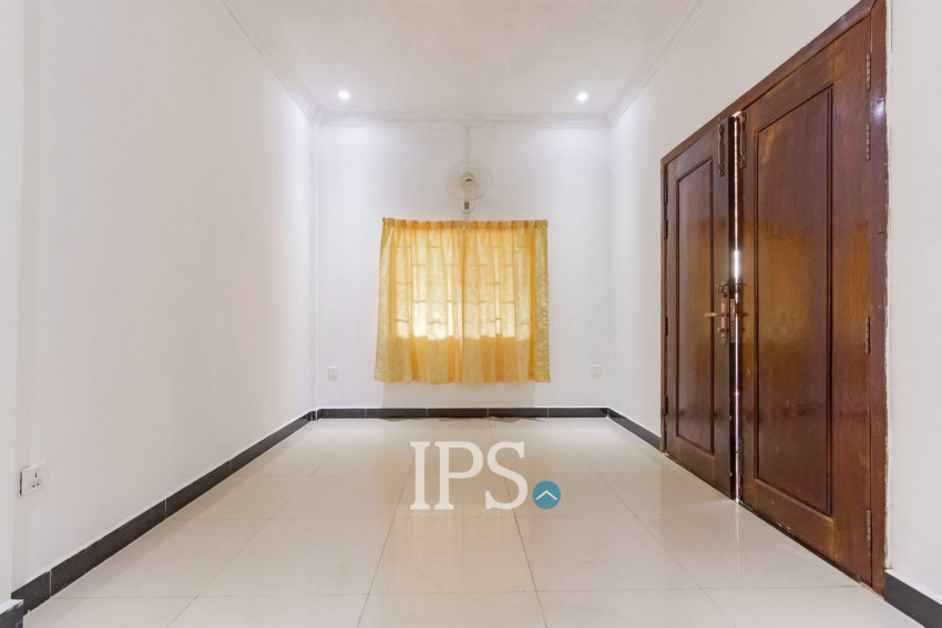 4 Bedroom House For Rent - Svay Dangkum, Siem Reap