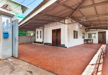 4 Bedroom House For Rent - Svay Dangkum, Siem Reap thumbnail