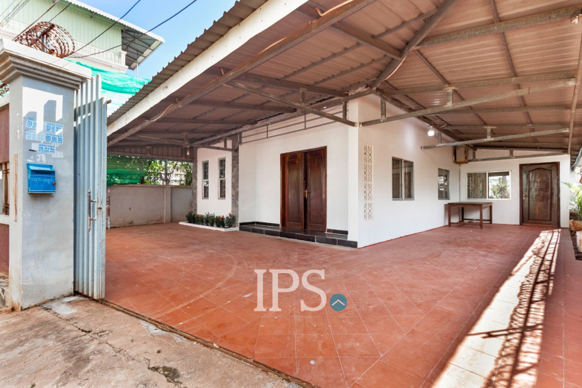 4 Bedroom House For Rent - Svay Dangkum, Siem Reap