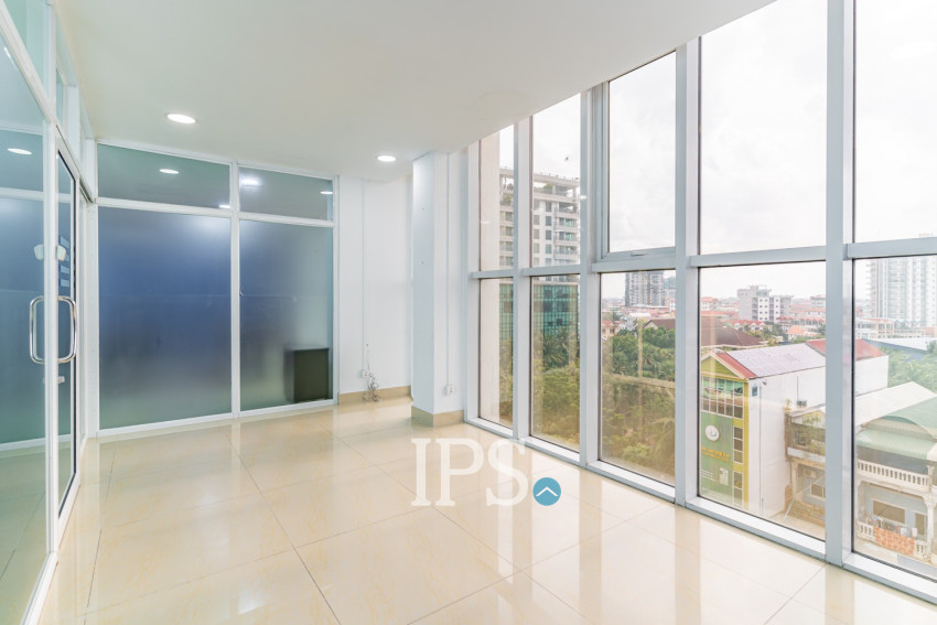 105 Sqm Office Space For Rent - Toul Tom Poung 2, Phnom Penh