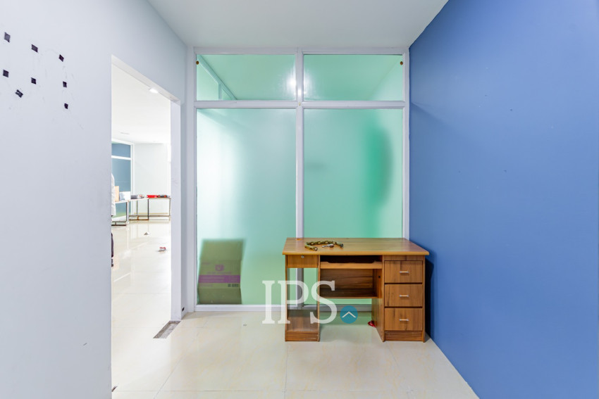 105 Sqm Office Space For Rent - Toul Tom Poung 2, Phnom Penh