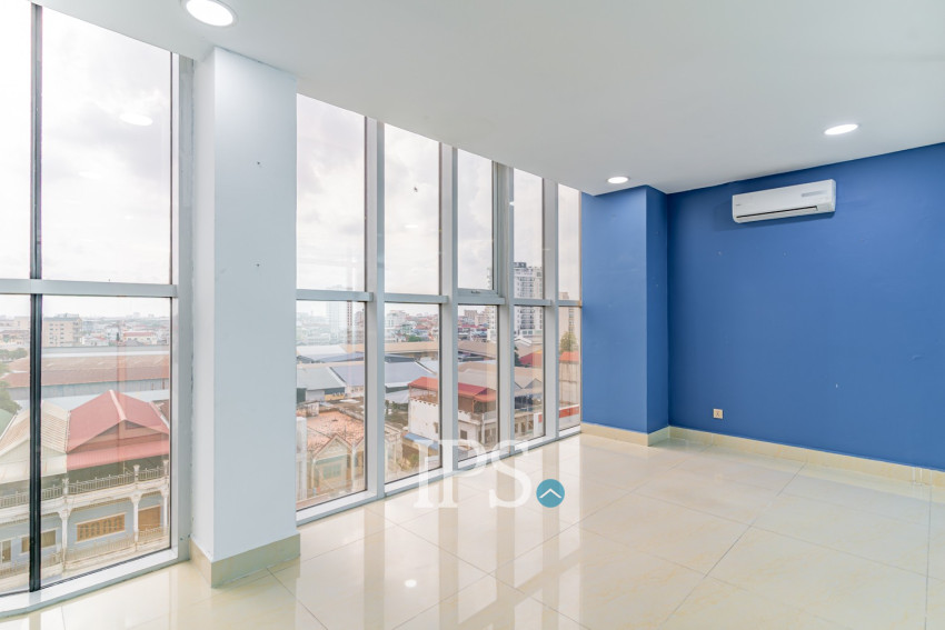 105 Sqm Office Space For Rent - Toul Tom Poung 2, Phnom Penh