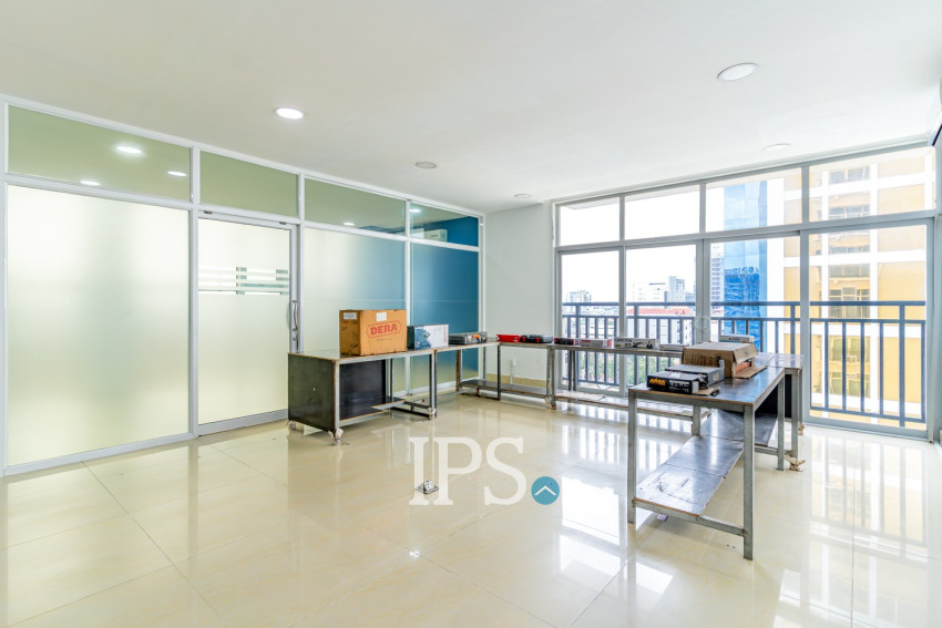 105 Sqm Office Space For Rent - Toul Tom Poung 2, Phnom Penh