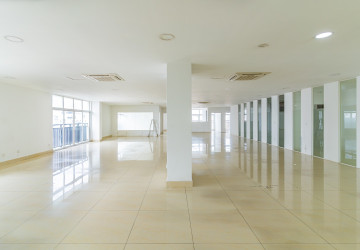 436 Sqm Office Space For Rent - Toul Tom Poung 2, Phnom Penh thumbnail