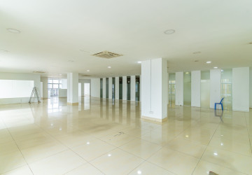 436 Sqm Office Space For Rent - Toul Tom Poung 2, Phnom Penh thumbnail