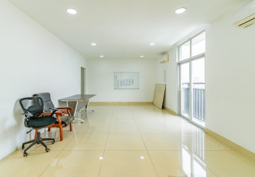 436 Sqm Office Space For Rent - Toul Tom Poung 2, Phnom Penh thumbnail