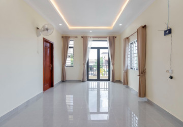 4 Bedroom Villa For Rent - Slor Kram, Siem Reap thumbnail