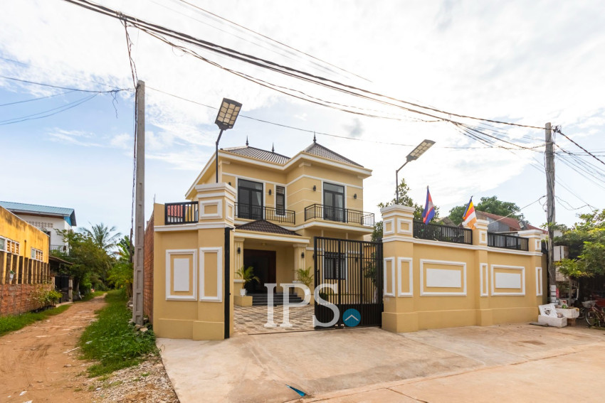 4 Bedroom Villa For Rent - Slor Kram, Siem Reap