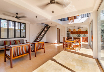 2 Bedroom Villa For Rent - Svay Dangkum, Siem Reap thumbnail