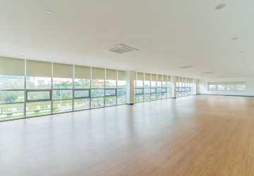 335 Sqm Office Space For Rent - Tonle Bassac, Phnom Penh thumbnail