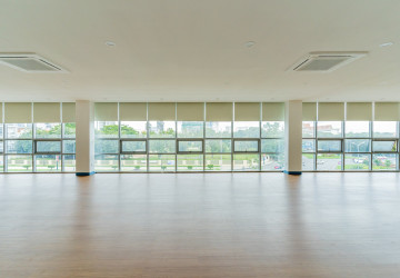 335 Sqm Office Space For Rent - Tonle Bassac, Phnom Penh thumbnail