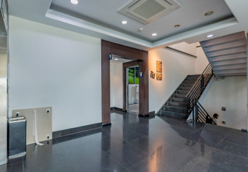 335 Sqm Office Space For Rent - Tonle Bassac, Phnom Penh thumbnail