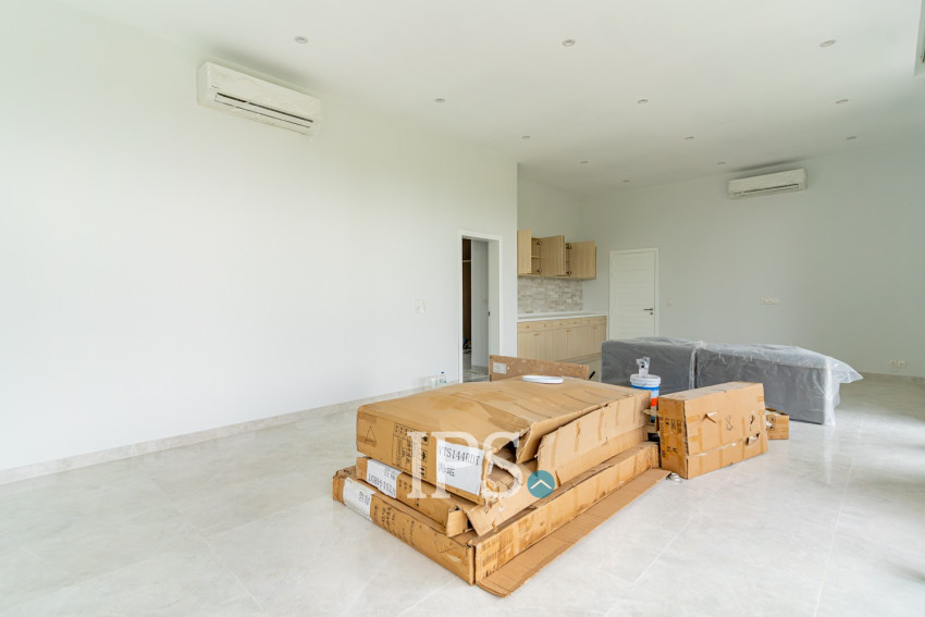 10 Bedroom Luxury Villa  For Sale - Koh Kra Bei, Phnom Penh