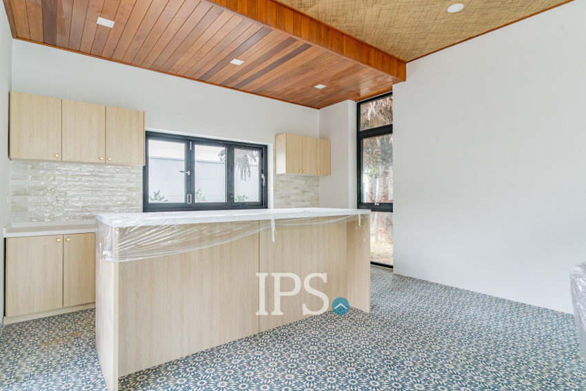 10 Bedroom Luxury Villa  For Sale - Koh Kra Bei, Phnom Penh