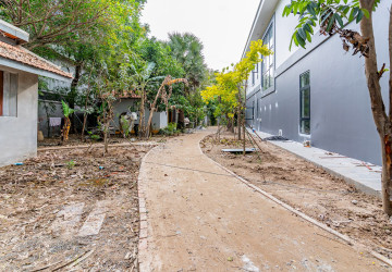 10 Bedroom Luxury Villa  For Sale - Koh Kra Bei, Phnom Penh thumbnail