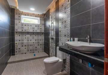 4 Bedroom House For Rent - Svay Dangkum , Siem Reap thumbnail