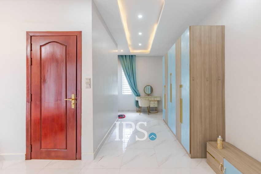 4 Bedroom House For Rent - Svay Dangkum , Siem Reap