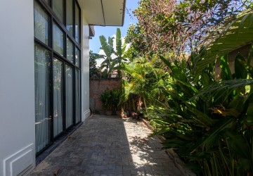 1 Bedroom Loft Apartment For Rent - Svay Dangkum, Siem Reap thumbnail