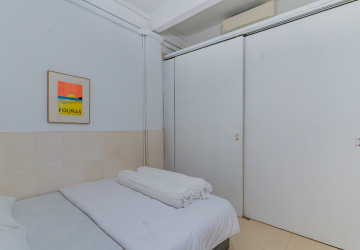 Renovated 1 Bedroom Apartment For Rent - Chakto Mukh, Phnom Penh thumbnail