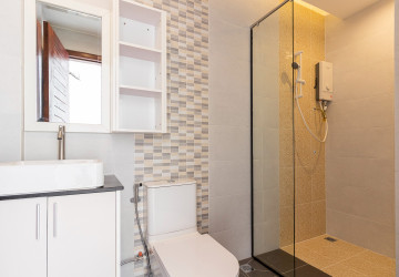 4 Bedroom Flat For Rent - Sala Kamreuk, Siem Reap thumbnail