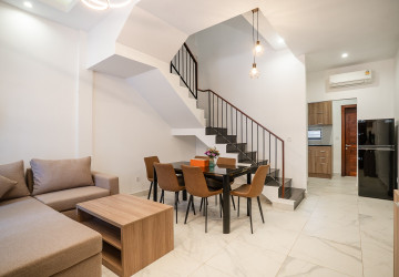 4 Bedroom Flat For Rent - Sala Kamreuk, Siem Reap thumbnail