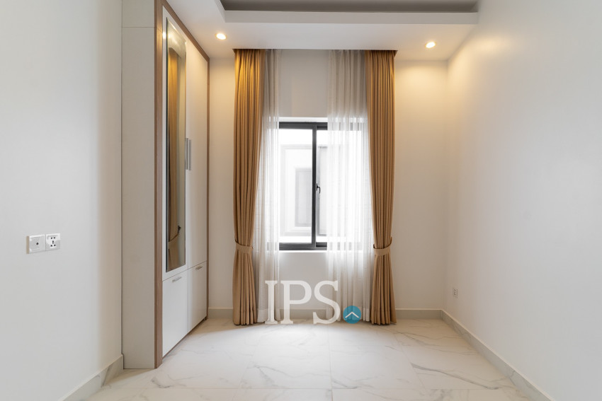 4 Bedroom Flat For Rent - Sala Kamreuk, Siem Reap