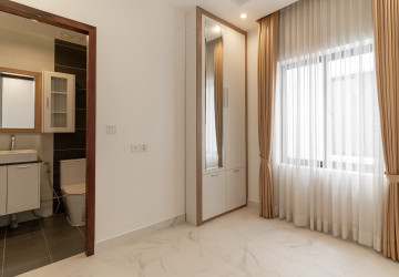 4 Bedroom Flat For Rent - Sala Kamreuk, Siem Reap thumbnail