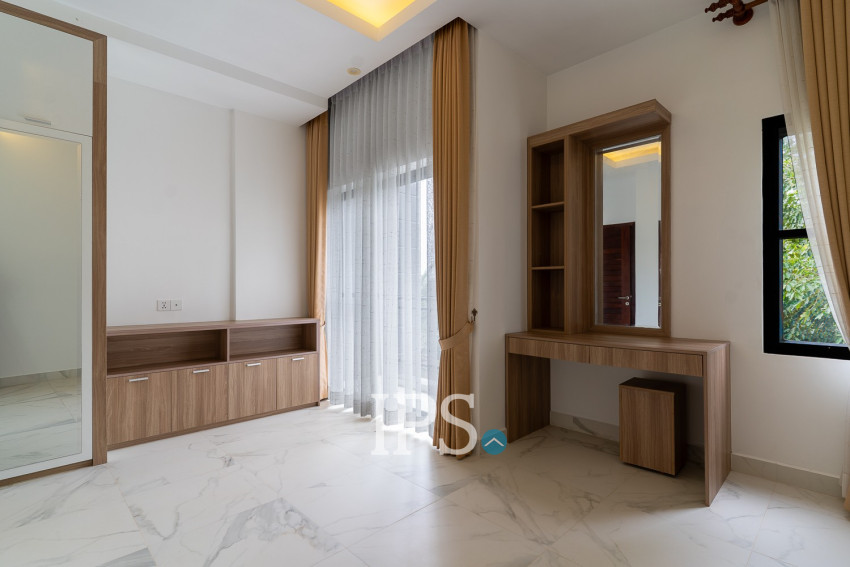 4 Bedroom Flat For Rent - Sala Kamreuk, Siem Reap