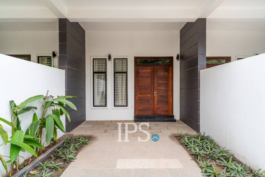 4 Bedroom Flat For Rent - Sala Kamreuk, Siem Reap