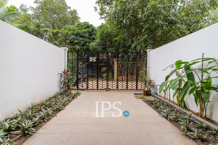 4 Bedroom Flat For Rent - Sala Kamreuk, Siem Reap