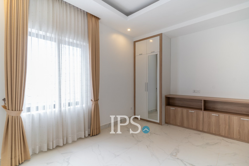 4 Bedroom Flat For Rent - Sala Kamreuk, Siem Reap