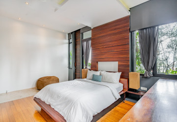 3 Bedroom Serviced Apartment For Rent - Tonle Bassac, Phnom Penh thumbnail