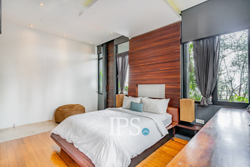 3 Bedroom Serviced Apartment For Rent - Tonle Bassac, Phnom Penh