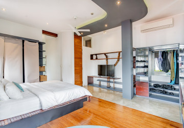 3 Bedroom Serviced Apartment For Rent - Tonle Bassac, Phnom Penh thumbnail