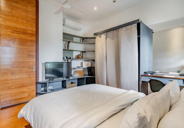 3 Bedroom Serviced Apartment For Rent - Tonle Bassac, Phnom Penh thumbnail