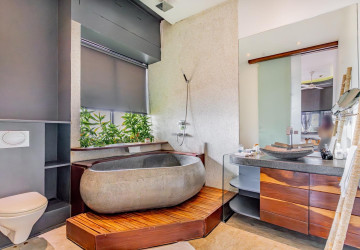 3 Bedroom Serviced Apartment For Rent - Tonle Bassac, Phnom Penh thumbnail