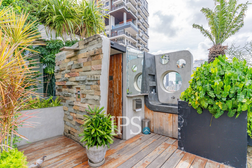 3 Bedroom Serviced Apartment For Rent - Tonle Bassac, Phnom Penh